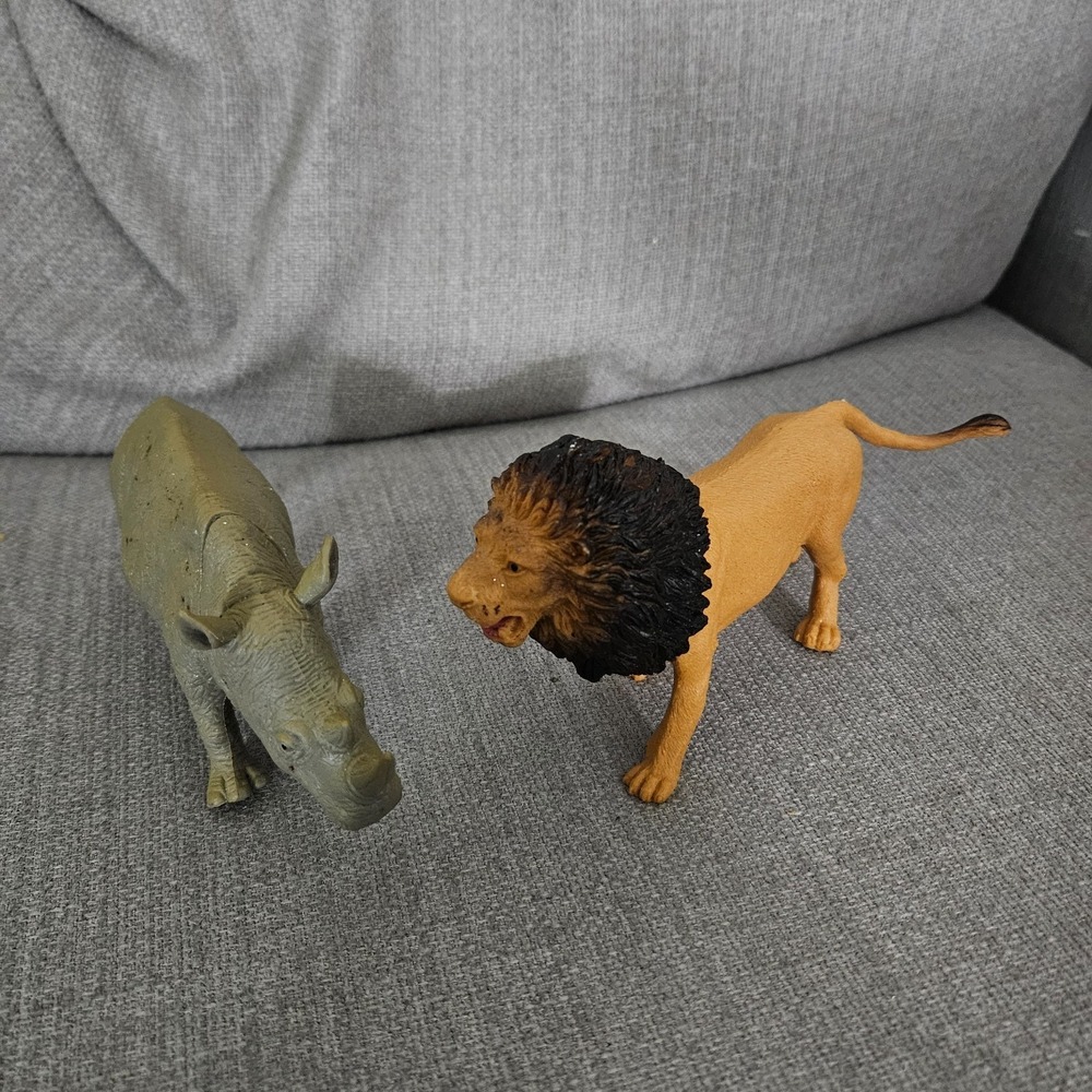 Boley Nature World Wild Jungle Animal Lion And Rhino‎ Figure toys Safari